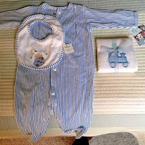Onesie and matching bib, with bonus 3 pack of burp pads